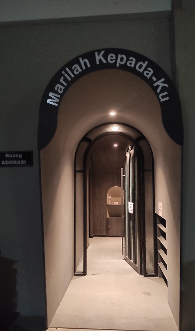 Rung adorasi PAKAI